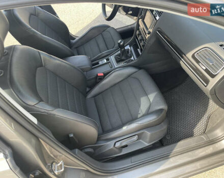 Серый Фольксваген Гольф, объемом двигателя 2 л и пробегом 238 тыс. км за 14000 $, фото 21 на Automoto.ua