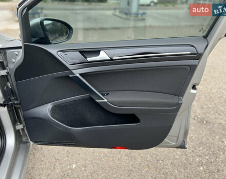 Серый Фольксваген Гольф, объемом двигателя 1.97 л и пробегом 300 тыс. км за 10700 $, фото 59 на Automoto.ua