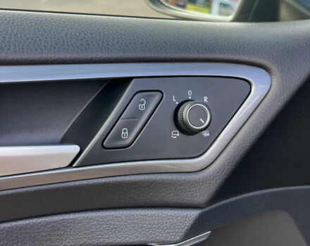 Серый Фольксваген Гольф, объемом двигателя 1.6 л и пробегом 251 тыс. км за 13500 $, фото 17 на Automoto.ua