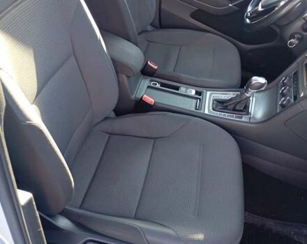 Серый Фольксваген Гольф, объемом двигателя 1.6 л и пробегом 252 тыс. км за 11800 $, фото 2 на Automoto.ua