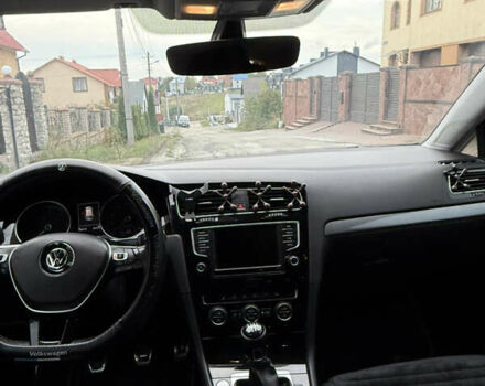Серый Фольксваген Гольф, объемом двигателя 1.6 л и пробегом 250 тыс. км за 12300 $, фото 12 на Automoto.ua