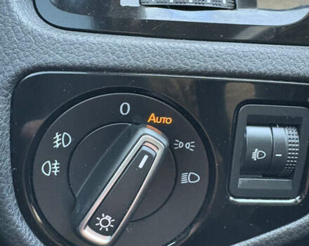 Серый Фольксваген Гольф, объемом двигателя 1.6 л и пробегом 280 тыс. км за 10999 $, фото 16 на Automoto.ua