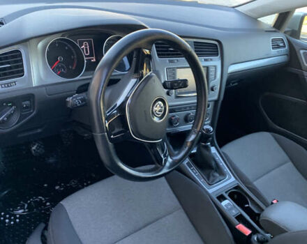 Фольксваген Гольф 2016 в Ямполь на Automoto.ua Серый Фольксваген Гольф, объемом двигателя 1.6 л и пробегом 297 тыс. км за 10500 $, фото 12 на Automoto.ua