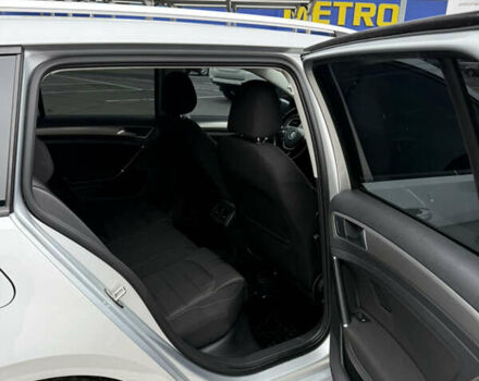 Серый Фольксваген Гольф, объемом двигателя 1.6 л и пробегом 217 тыс. км за 11500 $, фото 13 на Automoto.ua