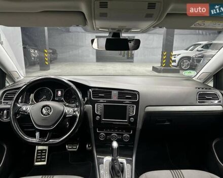 Серый Фольксваген Гольф, объемом двигателя 2 л и пробегом 213 тыс. км за 13300 $, фото 6 на Automoto.ua