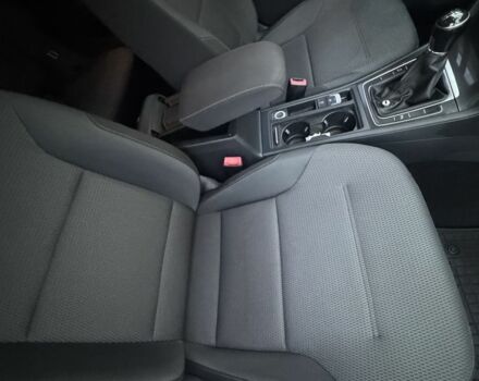 Серый Фольксваген Гольф, объемом двигателя 1.6 л и пробегом 280 тыс. км за 12200 $, фото 6 на Automoto.ua