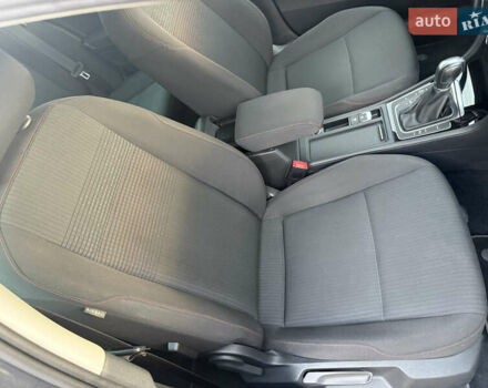 Серый Фольксваген Гольф, объемом двигателя 1.6 л и пробегом 221 тыс. км за 13950 $, фото 45 на Automoto.ua