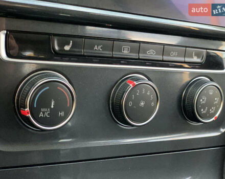 Фольксваген Гольф 2017 в Дрогобыче на Automoto.ua Серый Фольксваген Гольф, объемом двигателя 1.8 л и пробегом 108 тыс. км за 12500 $, фото 23 на Automoto.ua