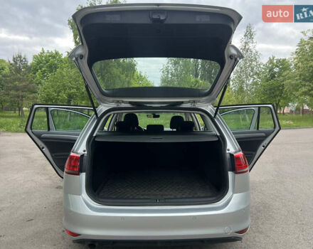 Серый Фольксваген Гольф, объемом двигателя 1.6 л и пробегом 237 тыс. км за 10900 $, фото 7 на Automoto.ua