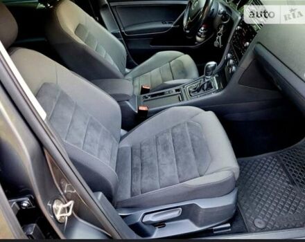 Серый Фольксваген Гольф, объемом двигателя 1.6 л и пробегом 368 тыс. км за 14300 $, фото 19 на Automoto.ua