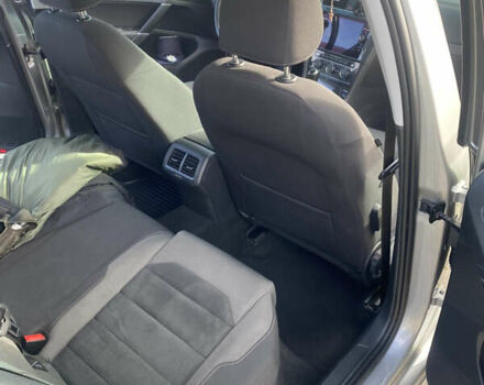 Серый Фольксваген Гольф, объемом двигателя 1.6 л и пробегом 215 тыс. км за 13500 $, фото 18 на Automoto.ua