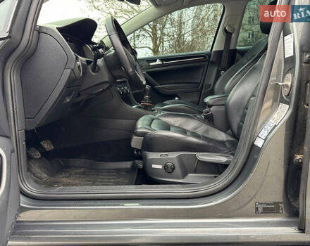 Серый Фольксваген Гольф, объемом двигателя 1.97 л и пробегом 250 тыс. км за 15800 $, фото 29 на Automoto.ua