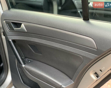 Фольксваген Гольф 2017 в Дрогобыче на Automoto.ua Серый Фольксваген Гольф, объемом двигателя 1.8 л и пробегом 108 тыс. км за 12500 $, фото 31 на Automoto.ua