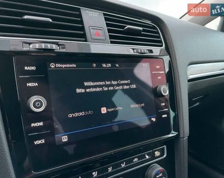 Серый Фольксваген Гольф, объемом двигателя 1.97 л и пробегом 233 тыс. км за 13800 $, фото 19 на Automoto.ua