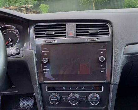 Серый Фольксваген Гольф, объемом двигателя 1.97 л и пробегом 214 тыс. км за 14500 $, фото 3 на Automoto.ua