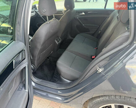 Серый Фольксваген Гольф, объемом двигателя 1.6 л и пробегом 221 тыс. км за 13950 $, фото 41 на Automoto.ua