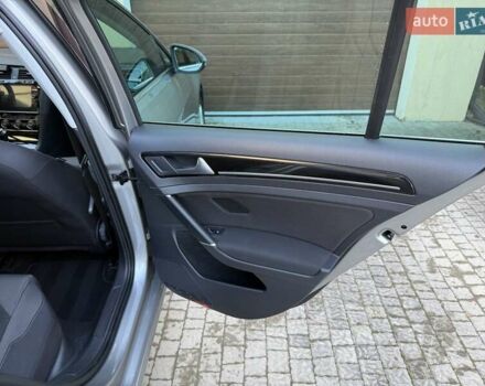 Сірий Фольксваген Гольф, об'ємом двигуна 1.6 л та пробігом 286 тис. км за 15000 $, фото 25 на Automoto.ua