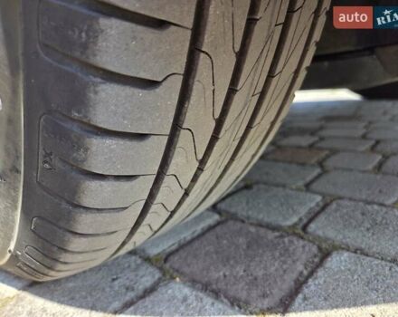 Серый Фольксваген Гольф, объемом двигателя 1.6 л и пробегом 238 тыс. км за 11200 $, фото 34 на Automoto.ua