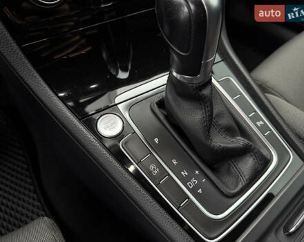 Серый Фольксваген Гольф, объемом двигателя 1.97 л и пробегом 328 тыс. км за 15600 $, фото 33 на Automoto.ua