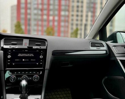 Серый Фольксваген Гольф, объемом двигателя 1.6 л и пробегом 149 тыс. км за 14600 $, фото 19 на Automoto.ua