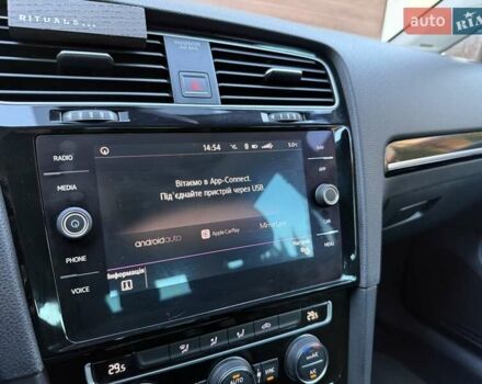 Сірий Фольксваген Гольф, об'ємом двигуна 1.6 л та пробігом 286 тис. км за 15000 $, фото 53 на Automoto.ua