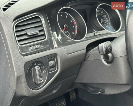 Серый Фольксваген Гольф, объемом двигателя 1.8 л и пробегом 100 тыс. км за 12700 $, фото 58 на Automoto.ua