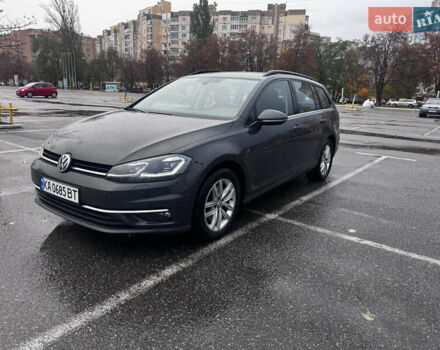 Сірий Фольксваген Гольф, об'ємом двигуна 1.97 л та пробігом 267 тис. км за 14000 $, фото 4 на Automoto.ua