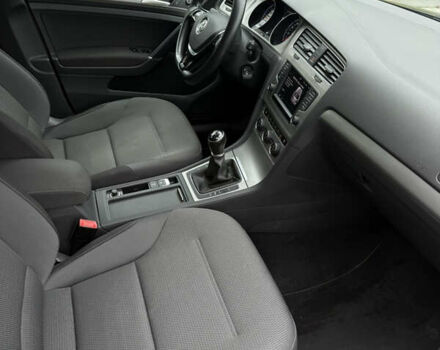 Серый Фольксваген Гольф, объемом двигателя 1.6 л и пробегом 262 тыс. км за 11000 $, фото 22 на Automoto.ua