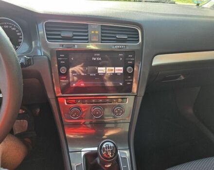 Серый Фольксваген Гольф, объемом двигателя 1.6 л и пробегом 239 тыс. км за 11900 $, фото 7 на Automoto.ua