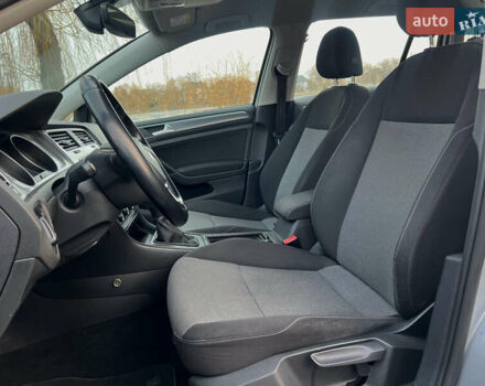 Серый Фольксваген Гольф, объемом двигателя 1.6 л и пробегом 239 тыс. км за 10900 $, фото 14 на Automoto.ua