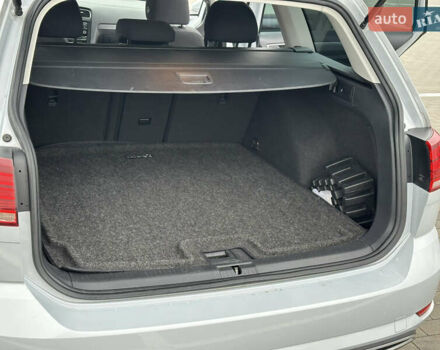 Серый Фольксваген Гольф, объемом двигателя 1.8 л и пробегом 100 тыс. км за 12700 $, фото 28 на Automoto.ua