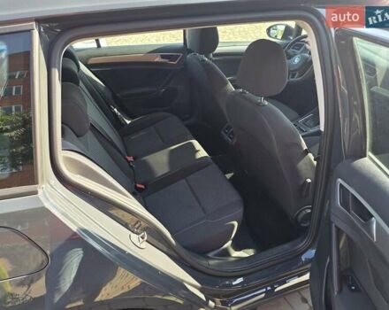 Серый Фольксваген Гольф, объемом двигателя 1.6 л и пробегом 238 тыс. км за 11200 $, фото 35 на Automoto.ua