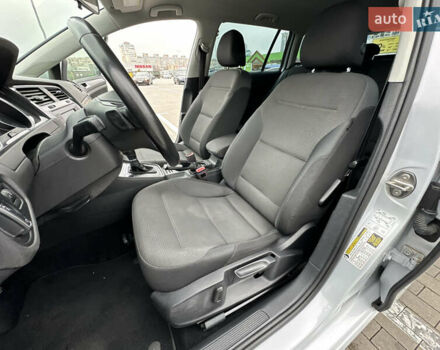 Серый Фольксваген Гольф, объемом двигателя 1.8 л и пробегом 100 тыс. км за 12700 $, фото 55 на Automoto.ua