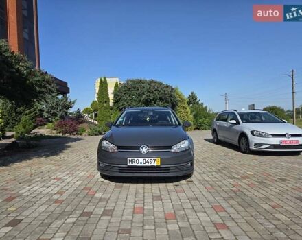 Серый Фольксваген Гольф, объемом двигателя 1.6 л и пробегом 238 тыс. км за 11200 $, фото 4 на Automoto.ua