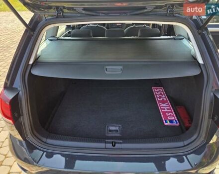 Серый Фольксваген Гольф, объемом двигателя 1.6 л и пробегом 238 тыс. км за 11200 $, фото 32 на Automoto.ua