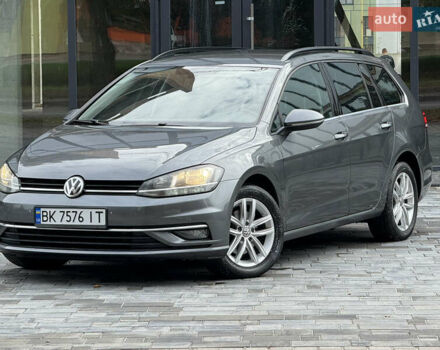 Серый Фольксваген Гольф, объемом двигателя 1.6 л и пробегом 253 тыс. км за 12700 $, фото 31 на Automoto.ua