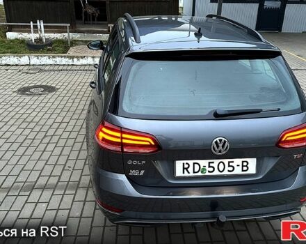Серый Фольксваген Гольф, объемом двигателя 1.6 л и пробегом 210 тыс. км за 14500 $, фото 5 на Automoto.ua
