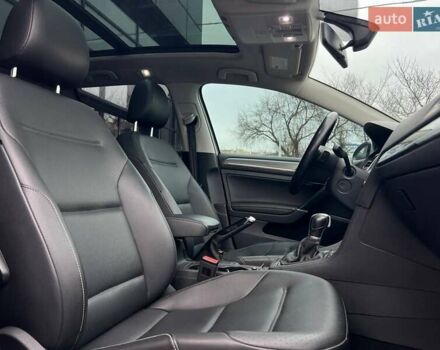 Серый Фольксваген Гольф, объемом двигателя 1.8 л и пробегом 105 тыс. км за 12700 $, фото 18 на Automoto.ua