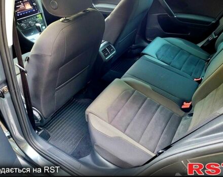 Серый Фольксваген Гольф, объемом двигателя 1.6 л и пробегом 235 тыс. км за 13900 $, фото 9 на Automoto.ua