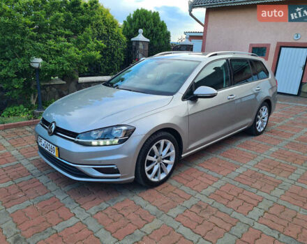 Серый Фольксваген Гольф, объемом двигателя 1.6 л и пробегом 220 тыс. км за 13600 $, фото 3 на Automoto.ua