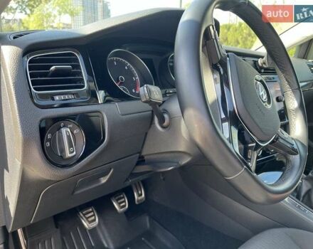 Сірий Фольксваген Гольф, об'ємом двигуна 1.6 л та пробігом 214 тис. км за 13000 $, фото 4 на Automoto.ua