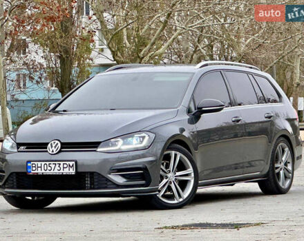 Серый Фольксваген Гольф, объемом двигателя 1.97 л и пробегом 284 тыс. км за 13500 $, фото 3 на Automoto.ua