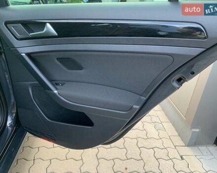 Серый Фольксваген Гольф, объемом двигателя 2 л и пробегом 237 тыс. км за 17999 $, фото 28 на Automoto.ua