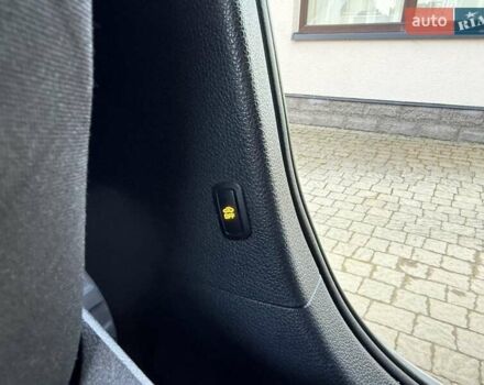 Сірий Фольксваген Гольф, об'ємом двигуна 1.6 л та пробігом 286 тис. км за 15000 $, фото 44 на Automoto.ua