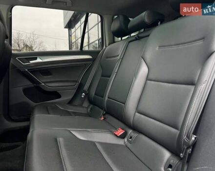 Серый Фольксваген Гольф, объемом двигателя 1.8 л и пробегом 105 тыс. км за 12700 $, фото 22 на Automoto.ua