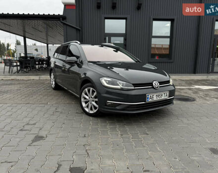 Серый Фольксваген Гольф, объемом двигателя 1.97 л и пробегом 330 тыс. км за 14000 $, фото 3 на Automoto.ua
