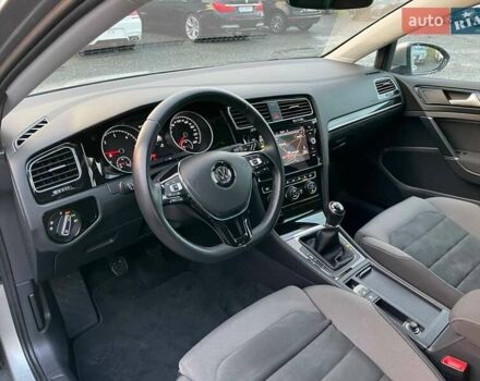 Серый Фольксваген Гольф, объемом двигателя 1.97 л и пробегом 233 тыс. км за 13800 $, фото 7 на Automoto.ua