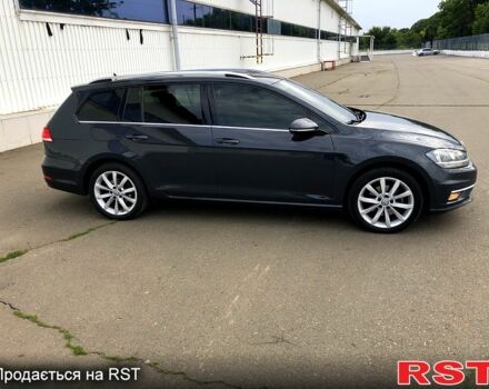 Серый Фольксваген Гольф, объемом двигателя 1.6 л и пробегом 295 тыс. км за 13500 $, фото 6 на Automoto.ua