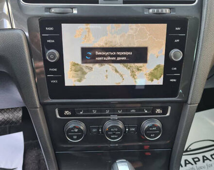 Серый Фольксваген Гольф, объемом двигателя 1.6 л и пробегом 220 тыс. км за 13600 $, фото 5 на Automoto.ua