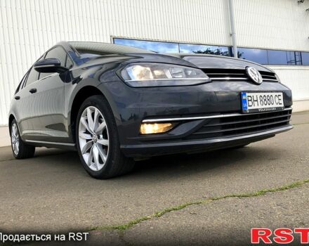 Серый Фольксваген Гольф, объемом двигателя 1.6 л и пробегом 295 тыс. км за 13500 $, фото 1 на Automoto.ua